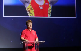 陈一冰现身北大演讲：你认为对的就去做，去坚持